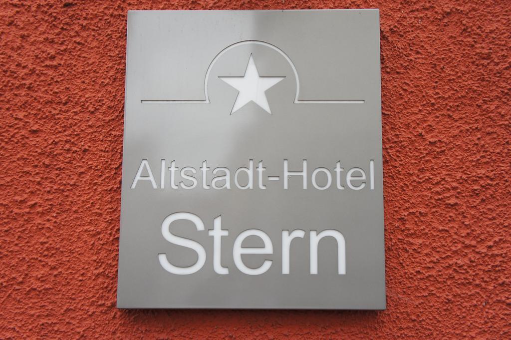 Stadt-Gut-Hotel Altstadt-Hotel Stern Neumarkt in der Oberpfalz Extérieur photo